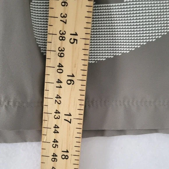 Nike Mens Large Dri-Fit Style 833559-003 Running Shorts Gray Black - Picture 3 of 6